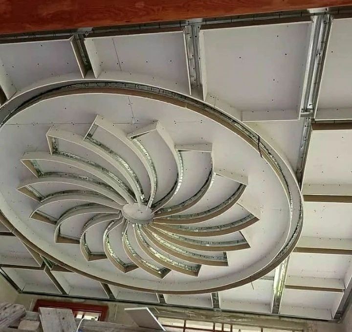 Custom staff design and TV frame by Cameroon Staff Designing in Yaoundé